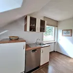 Weinbergblick Im Haus Frey - 3 Schlafzimmer ,Kueche, 2 Baeder, 2 Balkone, Parkplatz Direkt Vor Der Tuer Apartmán
