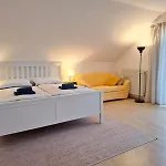 Weinbergblick Im Haus Frey - 3 Schlafzimmer ,Kueche, 2 Baeder, 2 Balkone, Parkplatz Direkt Vor Der Tuer Apartmán Leinsweiler