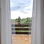 Weinbergblick Im Haus Frey - 3 Schlafzimmer ,Kueche, 2 Baeder, 2 Balkone, Parkplatz Direkt Vor Der Tuer *