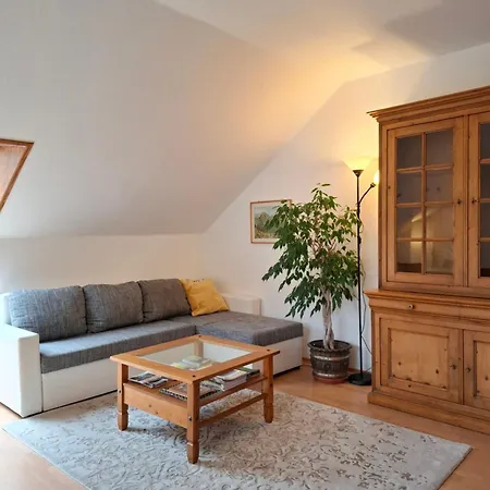 Weinbergblick Im Haus Frey - 3 Schlafzimmer ,Kueche, 2 Baeder, 2 Balkone, Parkplatz Direkt Vor Der Tuer Appartement *