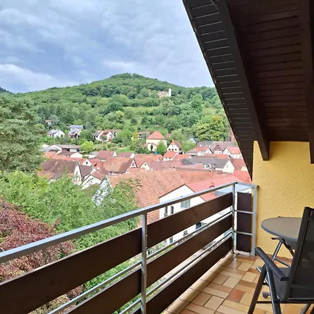 Appartement Weinbergblick Im Haus Frey - 3 Schlafzimmer ,Kueche, 2 Baeder, 2 Balkone, Parkplatz Direkt Vor Der Tuer *
