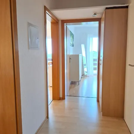 Weinbergblick Im Haus Frey - 2br ,kueche, 2 Baeder, 2 Balkone, Parkplatz Direkt Vor Der Tuer ליינסוויילר