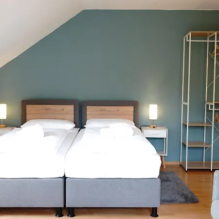 Weinbergblick Im Haus Frey - 3 Schlafzimmer ,kueche, 2 Baeder, 2 Balkone, Parkplatz Direkt Vor Der Tuer *