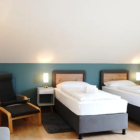 Weinbergblick Im Haus Frey - 3 Schlafzimmer ,kueche, 2 Baeder, 2 Balkone, Parkplatz Direkt Vor Der Tuer Leinsweiler