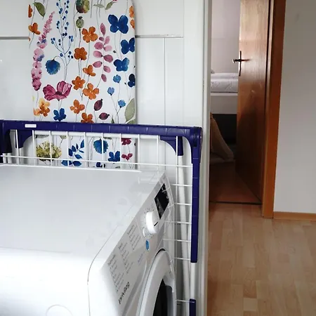 Apartmán Weinbergblick Im Haus Frey - 3 Schlafzimmer ,kueche, 2 Baeder, 2 Balkone, Parkplatz Direkt Vor Der Tuer *
